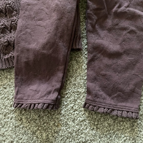 En Fant Baby sweater and leggings set - Picture 3 of 4